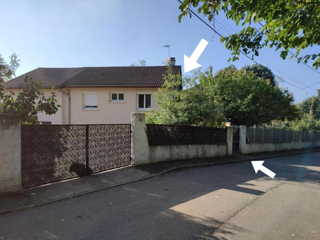 Appartement Independant Dans Maison Avec Jardinet, Au Calme Sérézin-du-Rhône Kültér fotó